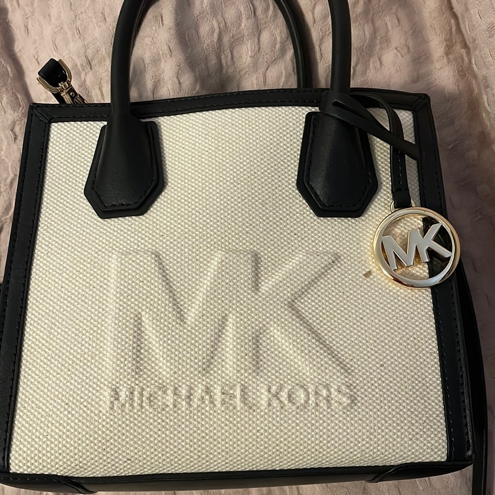 Brand new MK purse